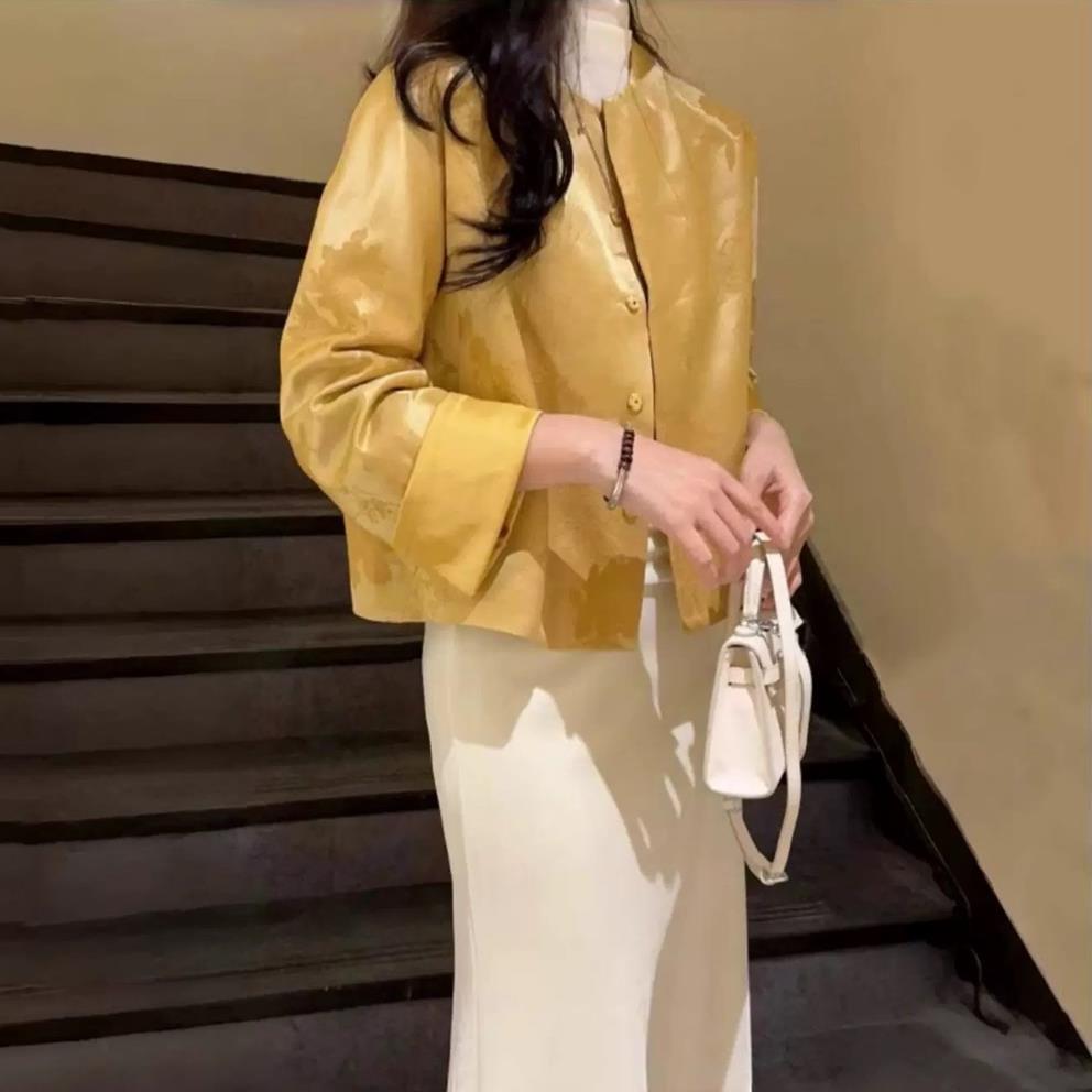 极速新中式国风黄色外套女秋季2026新款提花刺绣老钱风短款高级感