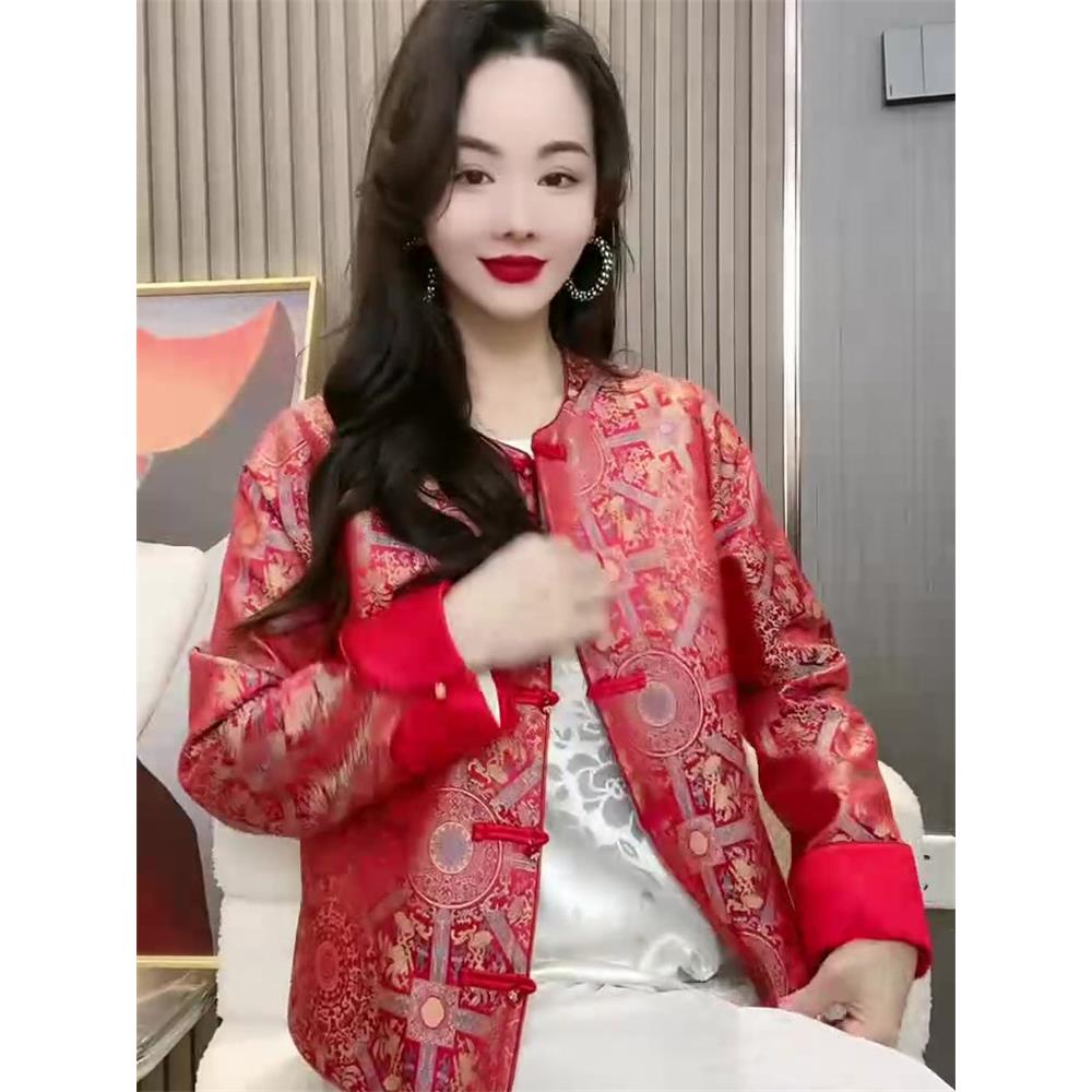 极速本命年红色流行爆款外套女冬季新中式国潮风复古盘扣设计显瘦
