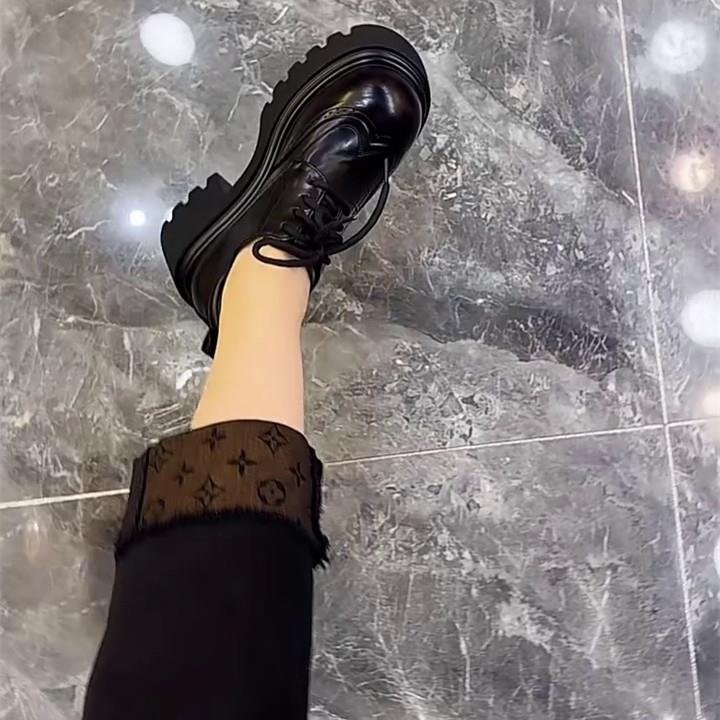 推荐防砸防刺穿女士劳保鞋