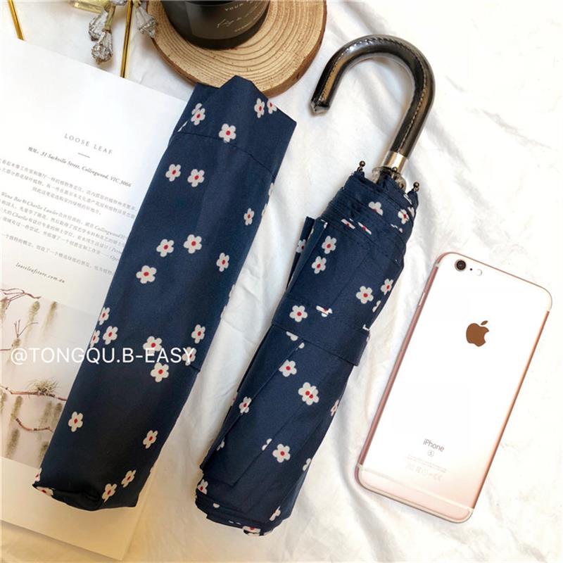 新品弯柄碎花雨伞女折叠韩国小清新晴雨两用超轻三折伞银胶防晒太