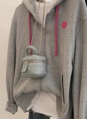 大码灰色连帽卫衣外套女春秋季chic早春胖mm2-300斤休闲拉链开衫