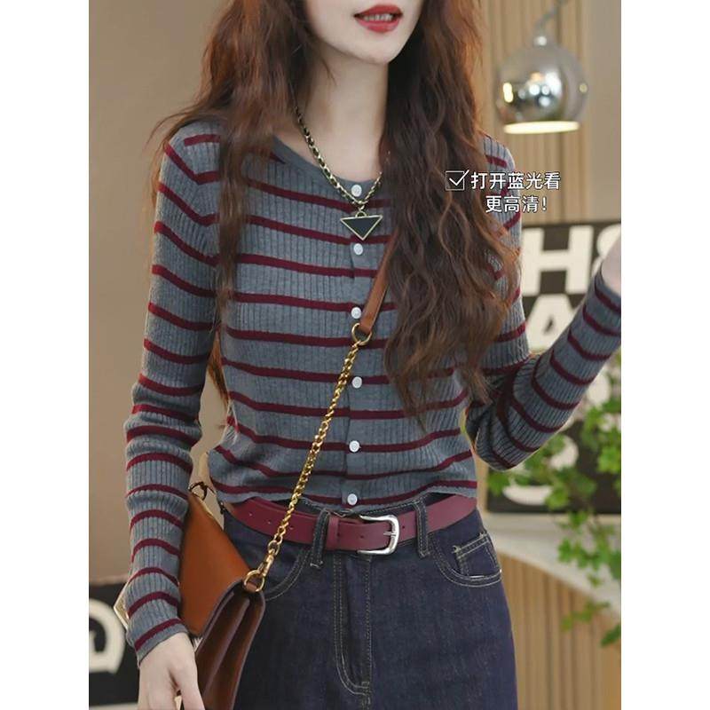 推荐条纹针织开衫女春秋季2025新款韩系时尚撞色薄款毛衣内搭打底,女装/女士精品,毛针织衫,淘宝优惠券,粉丝福利购,淘宝优惠卷