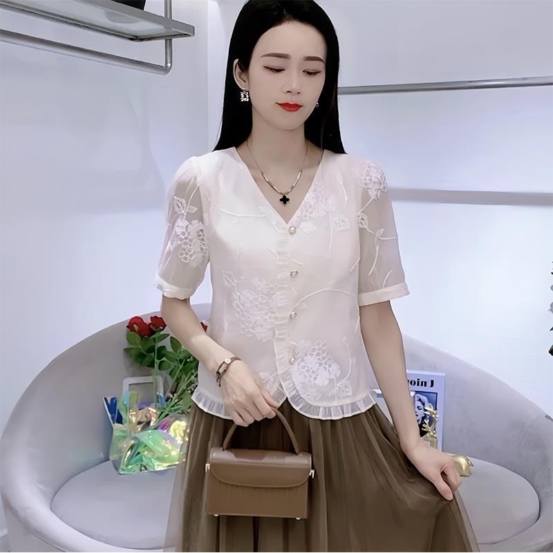 极速秋季七分袖甜美衬衫女短款衬衣春秋新款时尚减龄上衣洋气漂亮