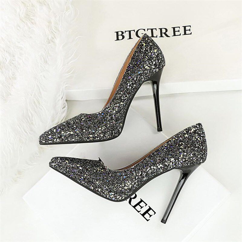 亮片高跟鞋女细跟尖头爆闪水晶鞋防水台大码单鞋法式白色新娘婚鞋