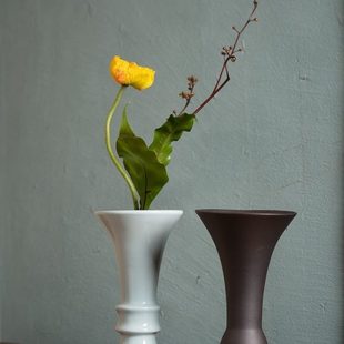 禅意中式花器花觚陶瓷器皿青瓷磨砂黑花瓶剑山插花器花道摆件