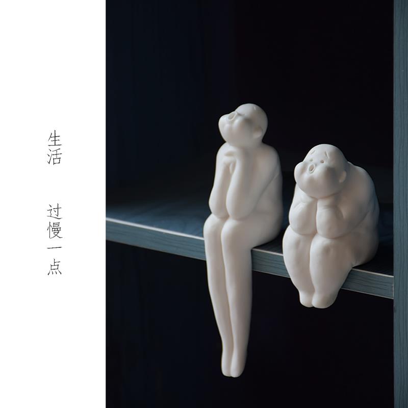创意陶瓷人物雕塑书柜电视柜艺术工位摆件可爱坐姿装饰小家居饰品