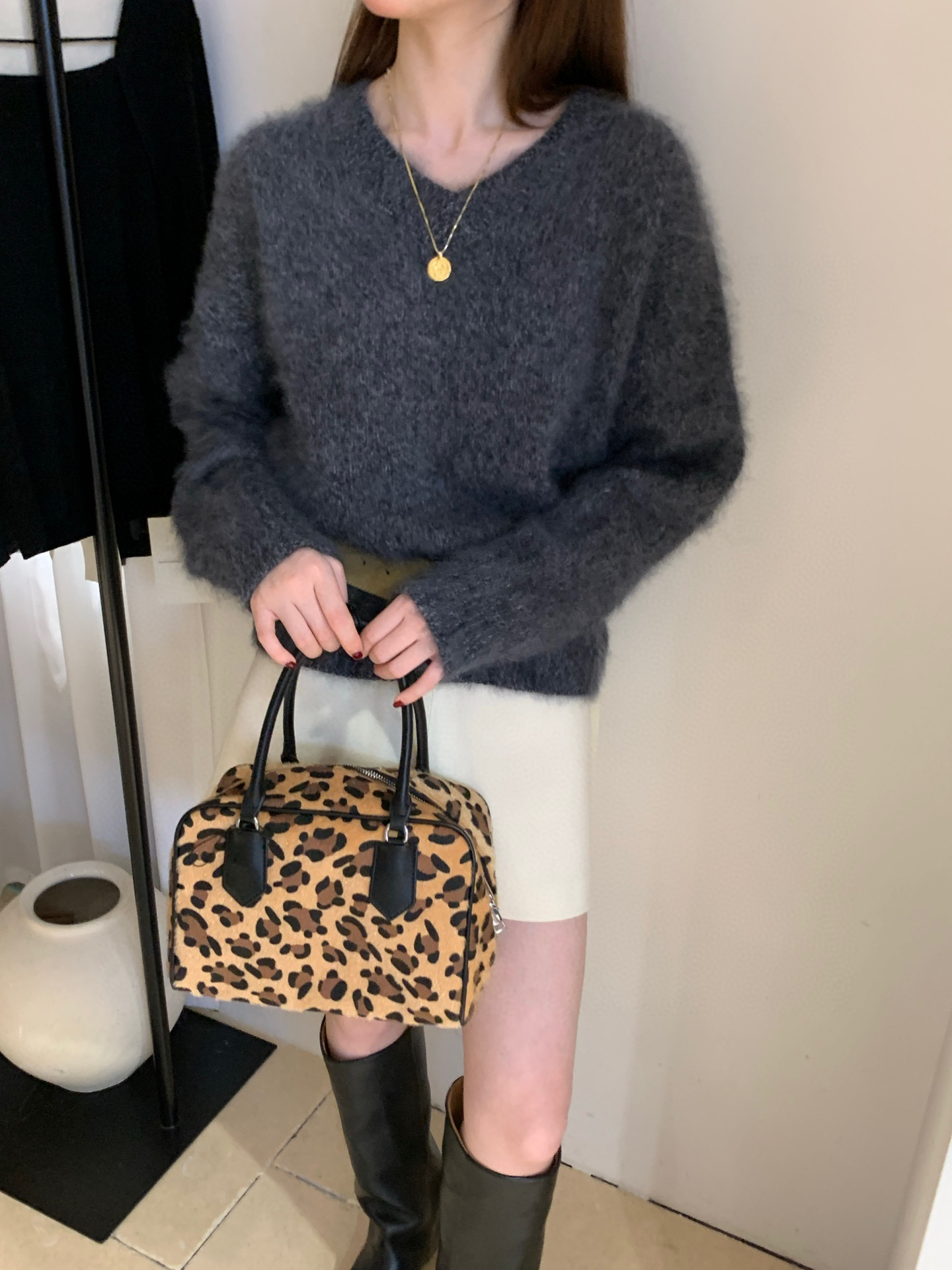 非真实价格：韩国Chic 韩系休闲简约百搭圆领套头拉毛羊毛毛衣