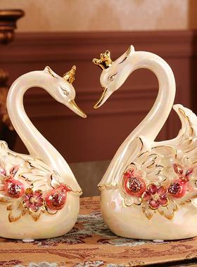 欧式陶瓷天鹅创意家居软装酒柜摆设客厅电视柜装饰柜摆件结婚礼物