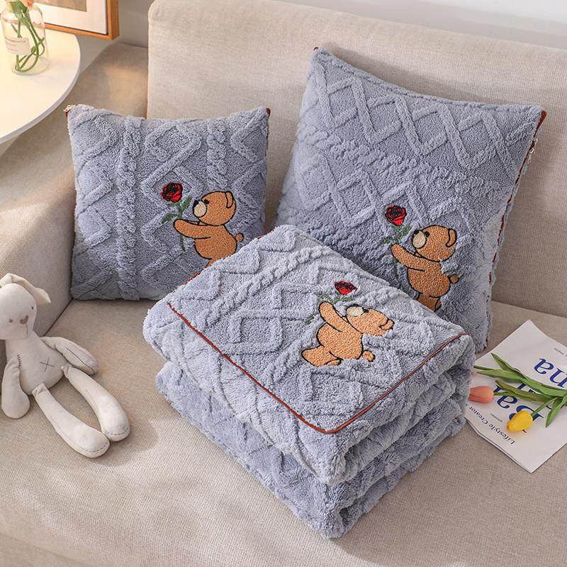 汽车抱枕被子两用车用2024新款加厚珊瑚绒车载午睡枕头毯子二合一,居家布艺,抱枕被,淘宝优惠券,粉丝福利购,淘宝优惠卷