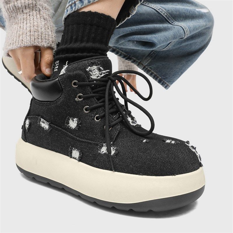 马丁靴男鞋2025小众设计感大头厚底高帮破洞帆布短靴子中帮工装靴,流行男鞋,马丁靴,淘宝优惠券,粉丝福利购,淘宝优惠卷