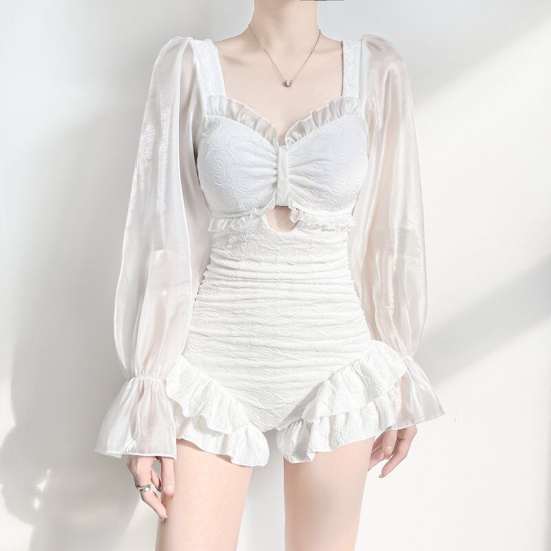 纯欲泳衣女2025新款爆款连体长袖遮肉显瘦白色高级感泡温泉游泳衣