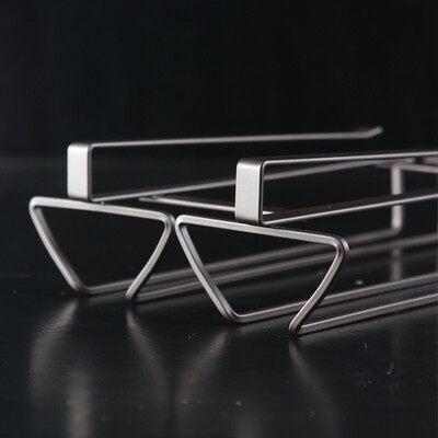 红酒杯架倒挂厨房免打孔红酒柜欧式夹层板葡萄酒悬挂高脚杯收纳架