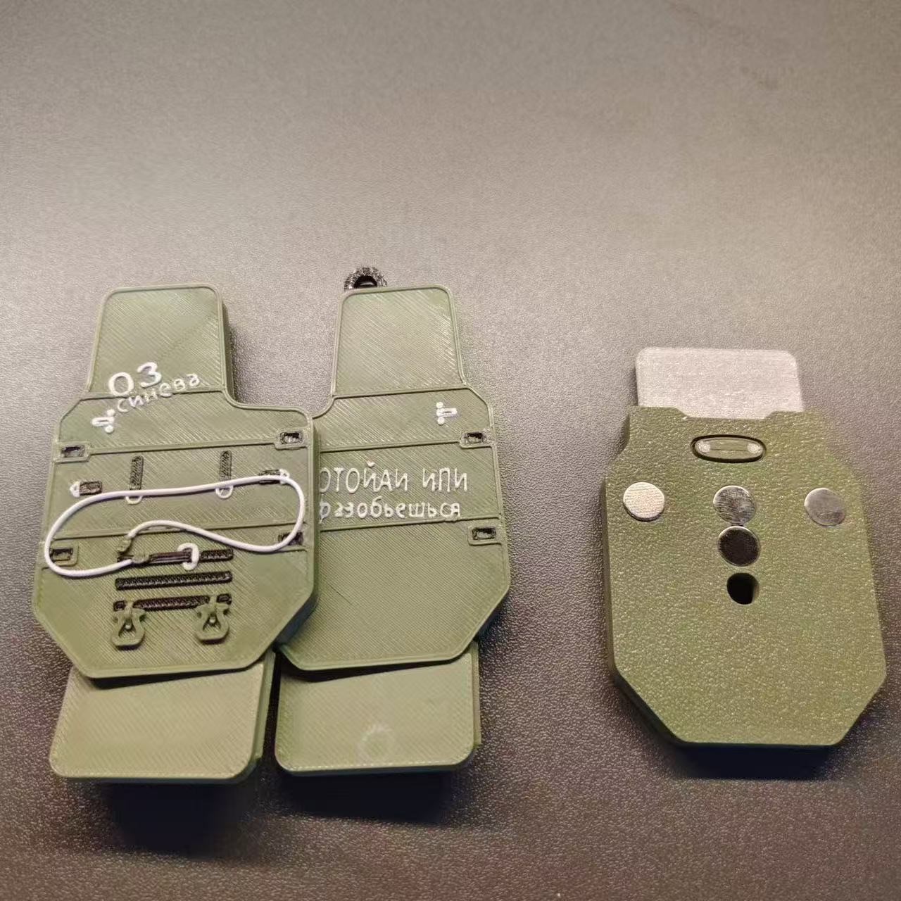 磁吸玩具挂件装饰钥匙三角洲行动游戏周边模型半自动深蓝变形盾牌