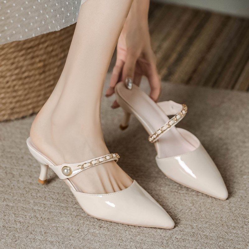 米白色包头凉鞋女夏外穿精致t高跟尖头细跟3公分5厘米2024新款拖