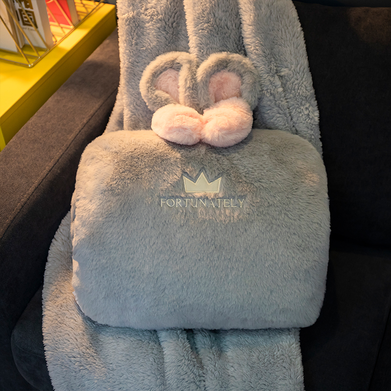 暖手抱枕被子两用腰靠插手冬季午睡小毯子二合一办公室枕头神器女