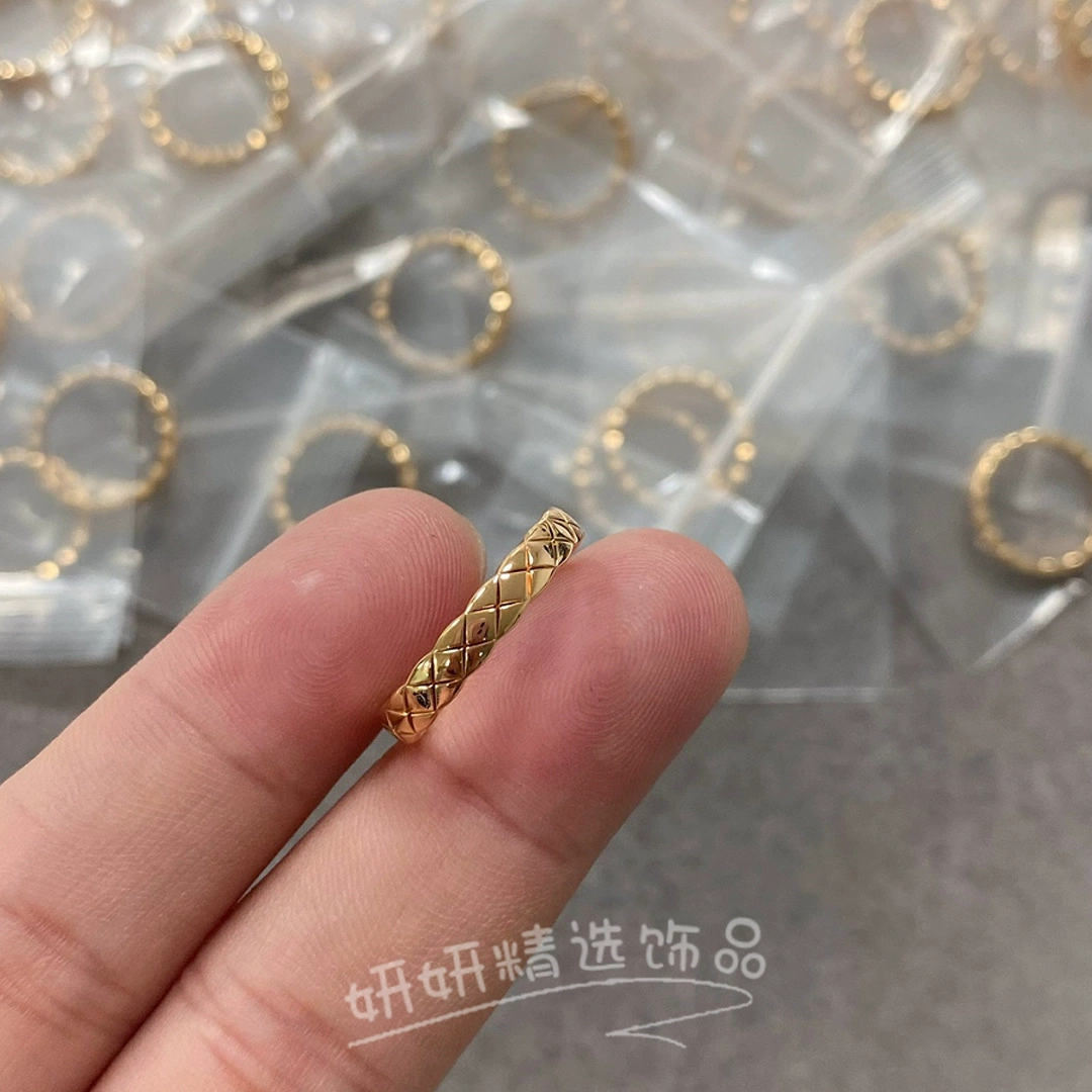 小香风coco菱格纹戒指宽窄女款镀18k白金色玫瑰金满钻轻奢高级感