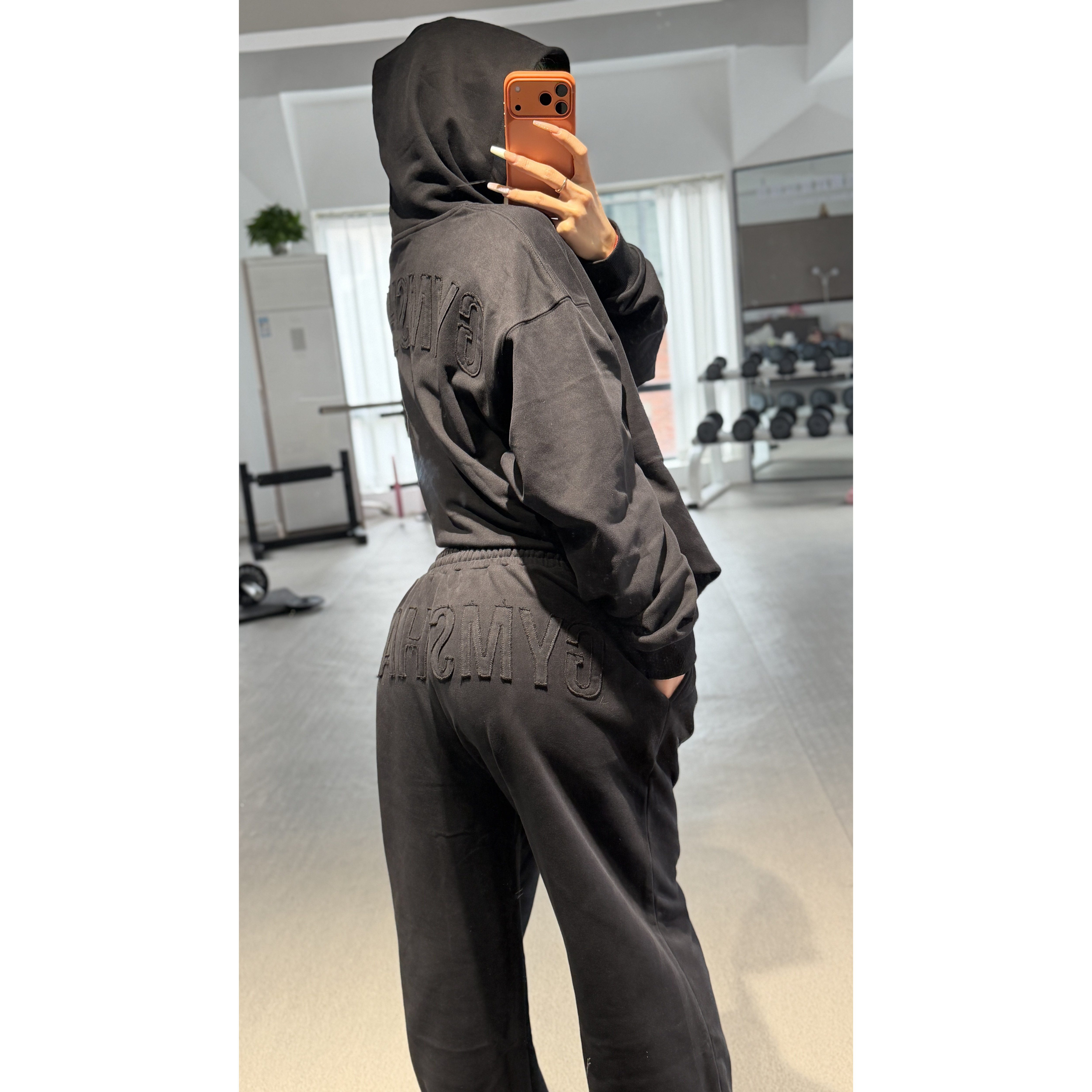 Gymshark鲨鱼Power刺绣卫衣卫裤