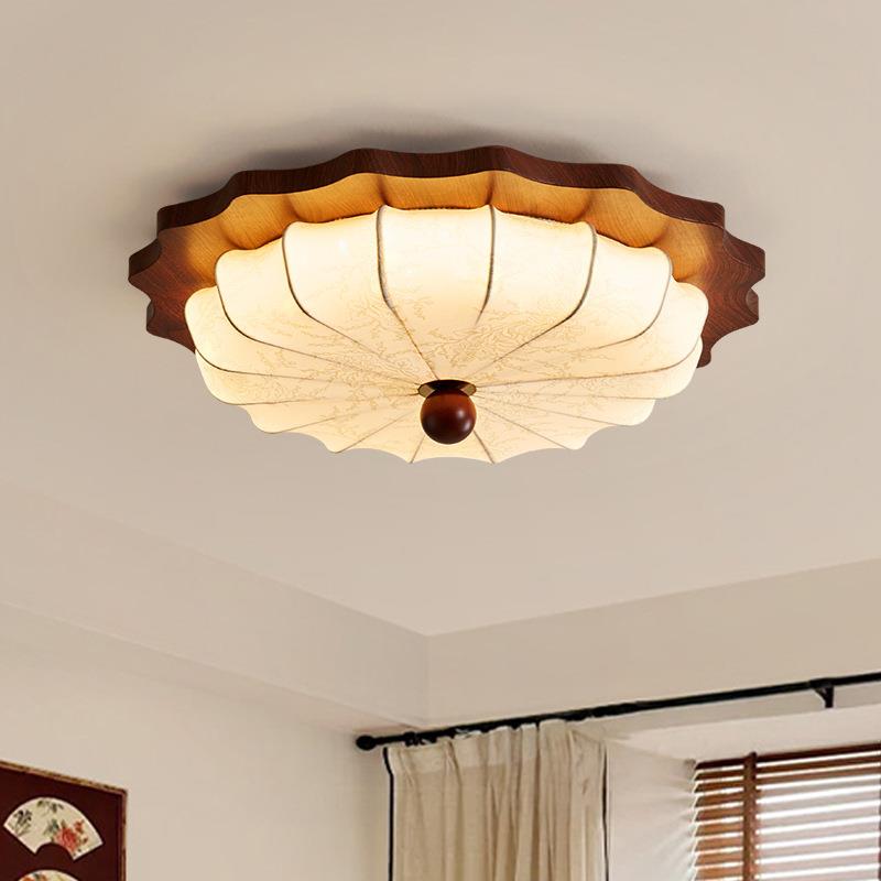 法式中古风卧室吸顶灯复古胡桃木布艺主卧灯南洋风高级感房间灯具