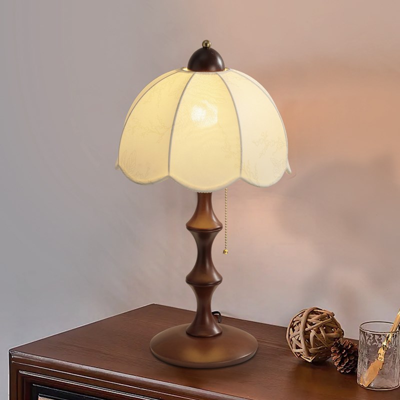法式复古台灯中古风高级感卧室床头客厅书房装饰氛围简约实木灯具