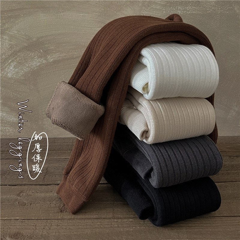 冬季款儿童打底裤婴儿加绒加厚一体绒纯色宝宝九分裤保暖裤连裤袜