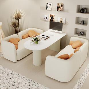 奶油风影楼选片区桌椅组合婚纱店洽谈沙发休闲美甲美容院接待卡座