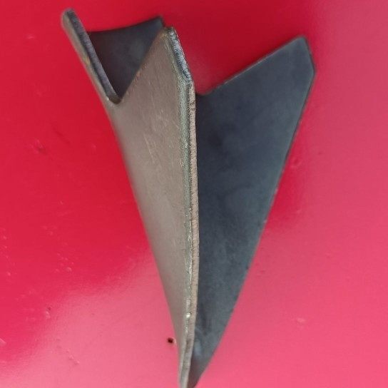 小麦播种机楼腿尖宽7.5公分板厚0.3公分高10.5公分翅长11农机配件