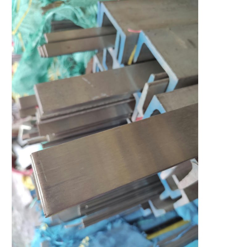 304不锈钢钢条扁条方棒方条方钢拉丝板316冷拉扁钢四方棒201型材