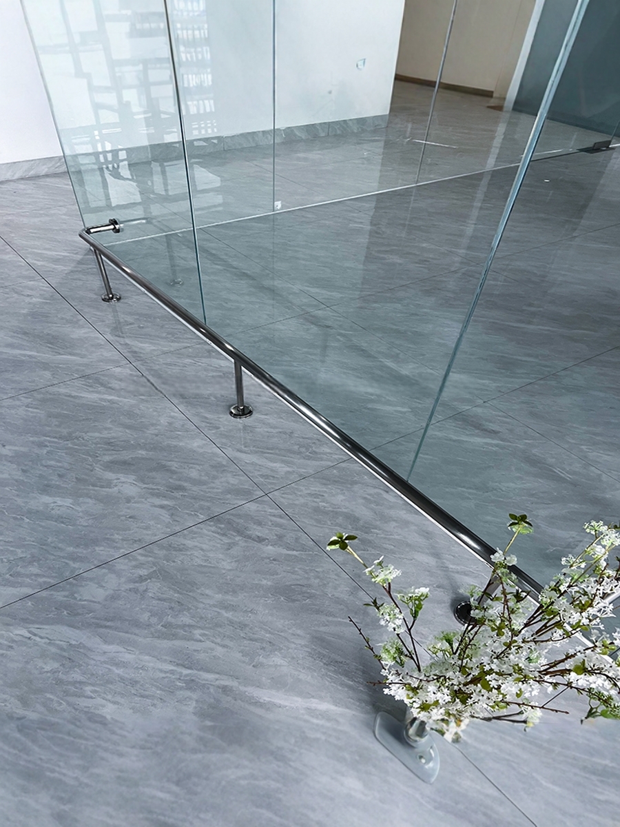 简约现代不锈钢脚踏楼梯扶手栏杆展厅防护栏加厚室内外可打孔自装