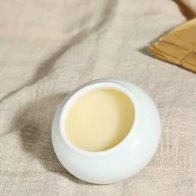 优质马油膏 强大滋润防皴裂 增强皮肤厚度发光茶树油 养好屏障