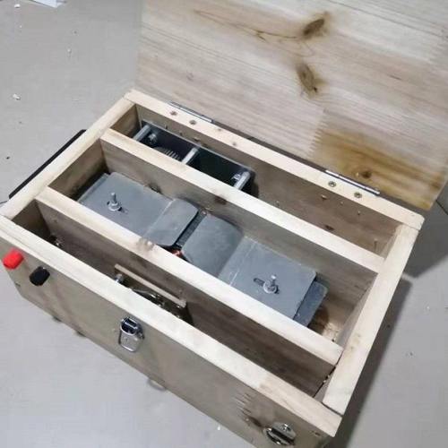 老式手摇发电机60伏到220V伏500瓦W大功率增速齿轮箱木箱带白金机