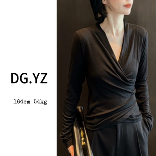 3011F秋冬高级感不规则V领交叉上衣 樱子家