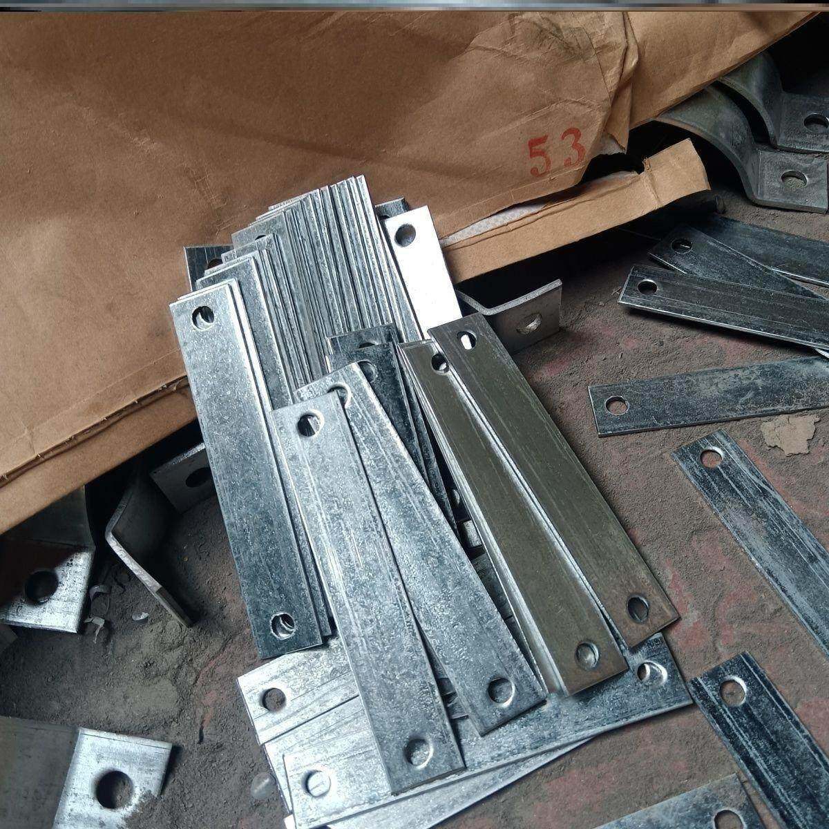 需定制双孔镀锌扁铁钢板冲孔直条铁条带孔连接紧固配件固定铁片一