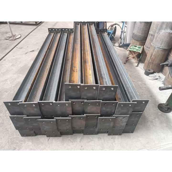 钢管型材加工定制工字钢折弯工字钢轨道槽钢定制折弯无缝钢管现货