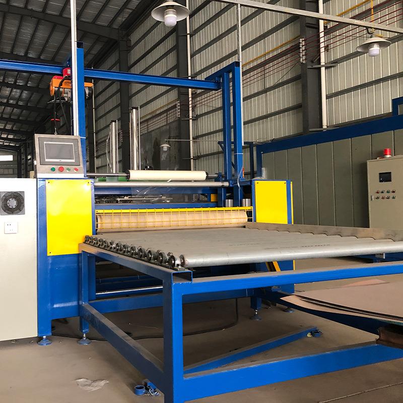 佛山厂家铝型材板材覆膜机铝板保护膜贴紧铝板包装机贴膜高效