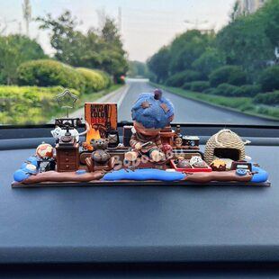 饰品车内摆件 饰品副驾驶女朋友装 泡泡玛特小野系列2024新款 汽车装