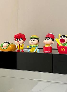 麦当劳蜡笔小新入户门创意装饰桌面摆件客厅电视柜办公室解压饰品
