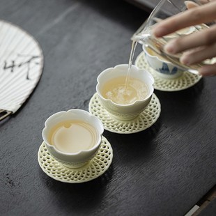 家用花口高足小杯 清欢 嫩黄花瓣陶瓷茶杯品茗杯单杯不烫手茶具
