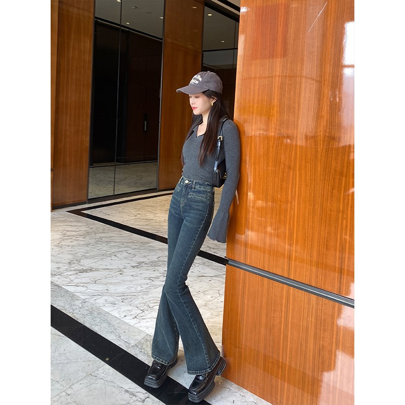显腿长~复古蓝后开叉高腰微喇牛仔裤女春秋新款显瘦修身喇叭长裤