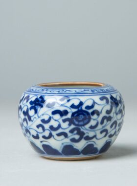 缠枝莲纹 格青花勺盂（ 配民国仿古瓷器水老水 清康熙风一根）盂