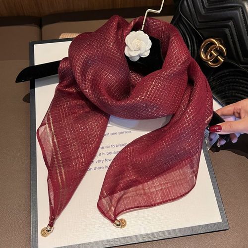 丝巾女春秋新款磁吸扣高级感雪纺纱巾百搭装饰小领巾薄款洋气围巾