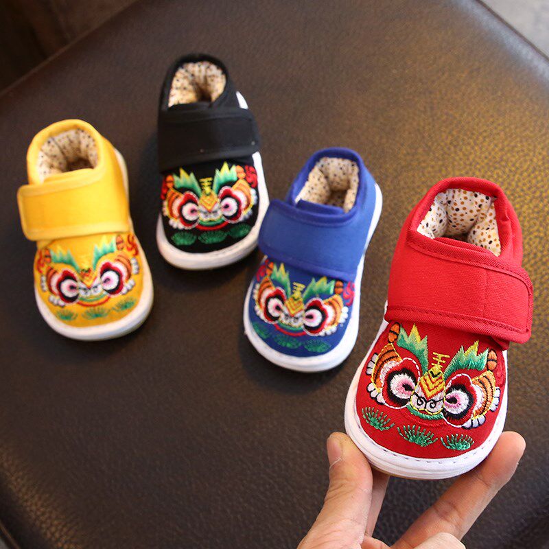 虎头鞋婴儿冬老北京儿童布鞋女千层底老虎头宝宝手工棉鞋男宝周岁