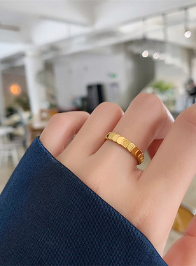 大码戒指女胖MM层n叠鱼鳞片波光粼粼胖手粗手大号时尚个性食指指