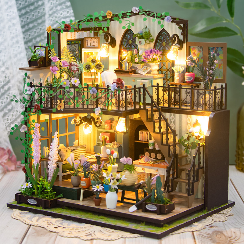 达西花房木制DIY小屋拼装 阁楼风格手工模型 国.历送礼推荐