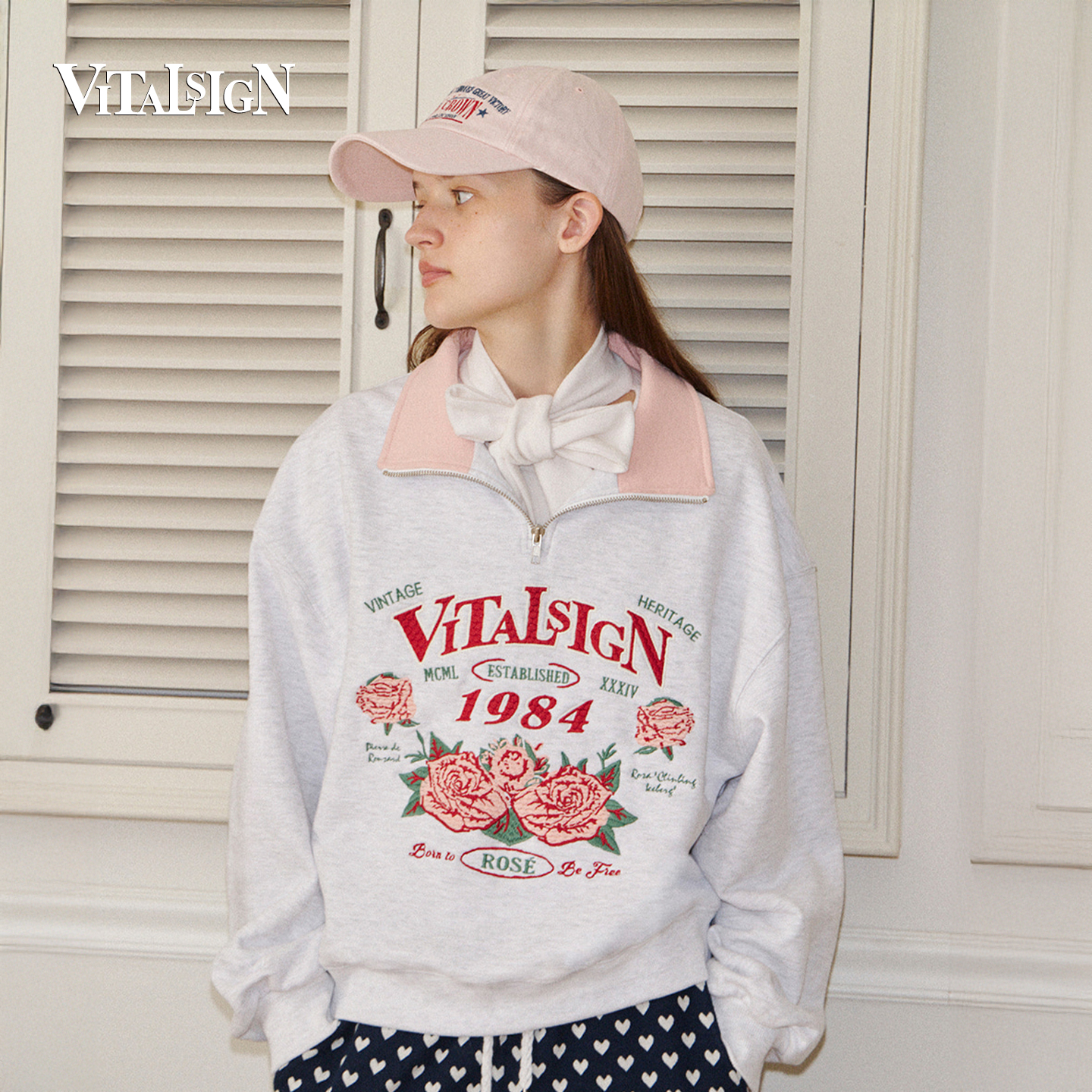 VitalSign复古玫瑰刺绣女款卫衣