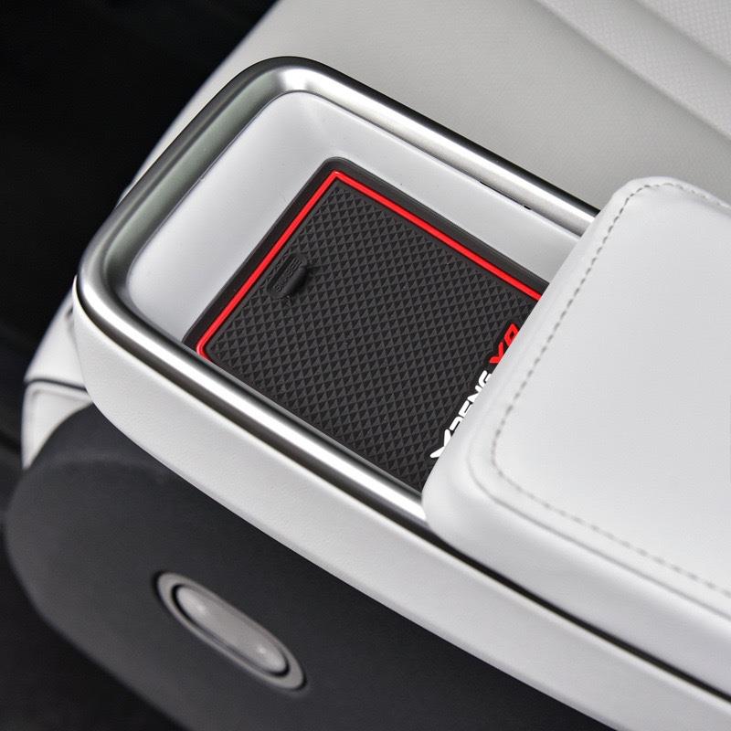 适用于24款小鹏X9汽车门槽垫内饰改装扶手箱储物盒防滑垫水杯垫