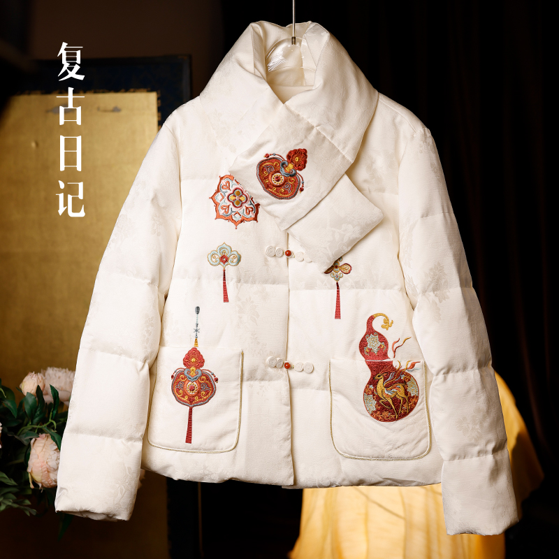 复古日记“福禄双全”中式吉祥定位绣花节日氛围鹅绒服2EHR520