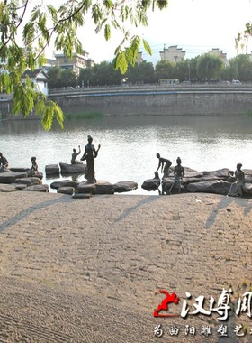 校园雕塑玻璃钢小孩唱歌比赛铜雕五洲同乐景观小品公园小区铜雕塑