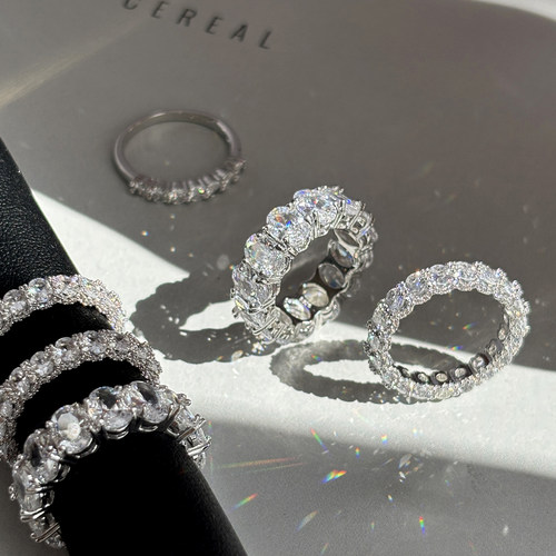 不掉色银色排钻戒指女款