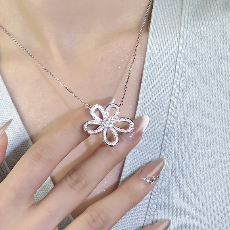 满钻五瓣太阳花朵项链女