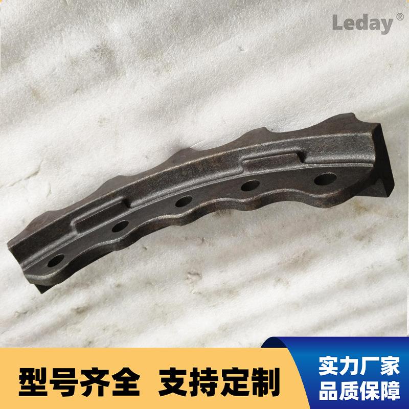 源头工厂现货速发山推推土机SD22五齿齿块加厚耐磨154-27-12273